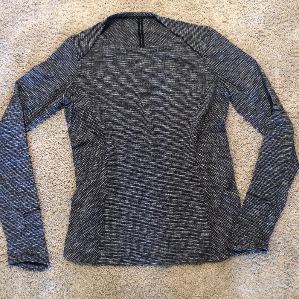 Lululemon workout top